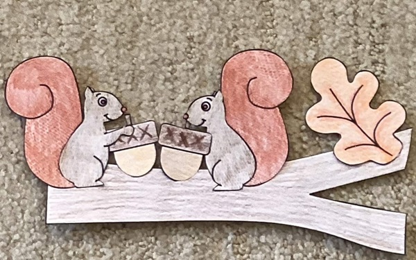 Autumn squirrel paper craft